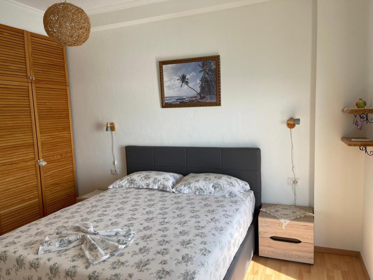 Sina Apartments Саранде Екстериор снимка