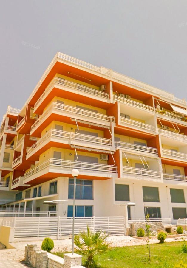 Sina Apartments Саранде Екстериор снимка